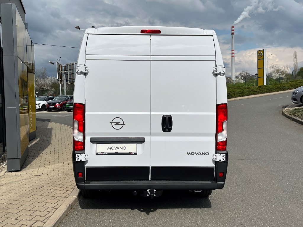 Opel Movano